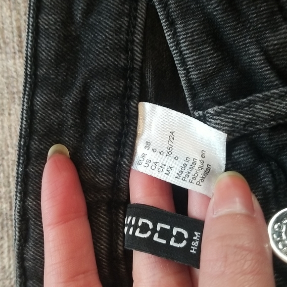 H&M Black Jeans - Picture 3 of 8